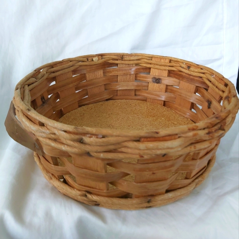 Vintage Pyrex Carrying Woven Basket Leather Handles Fits Round 9" Pyrex Corning